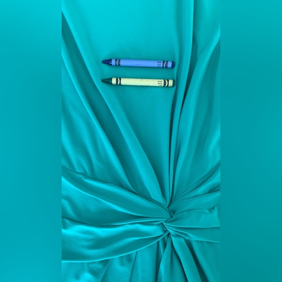 Ronni Nicole Women’s Green Spring Dress - Picture 5 of 8